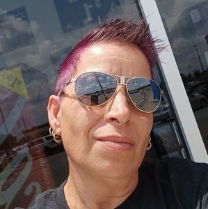 Meet your Posher, Linda